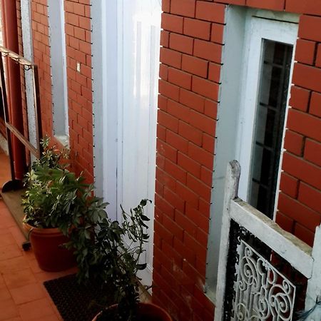 The Red House Bed & Breakfast Ооти Екстериор снимка