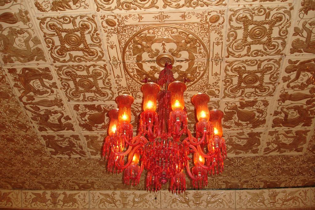 The Red House Bed & Breakfast Ооти Екстериор снимка