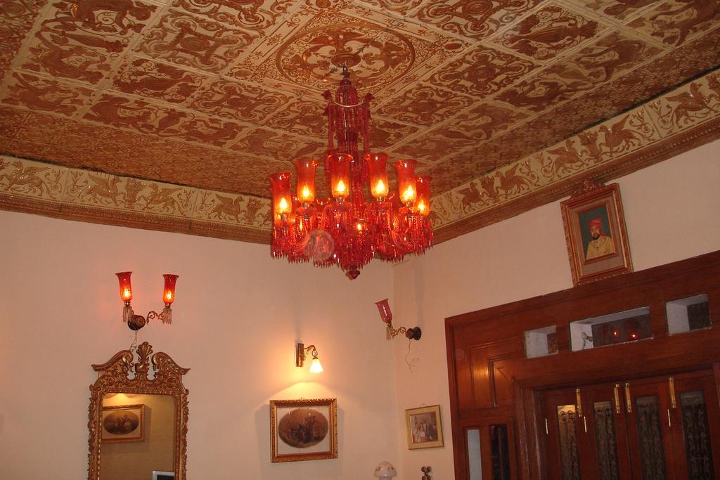 The Red House Bed & Breakfast Ооти Екстериор снимка