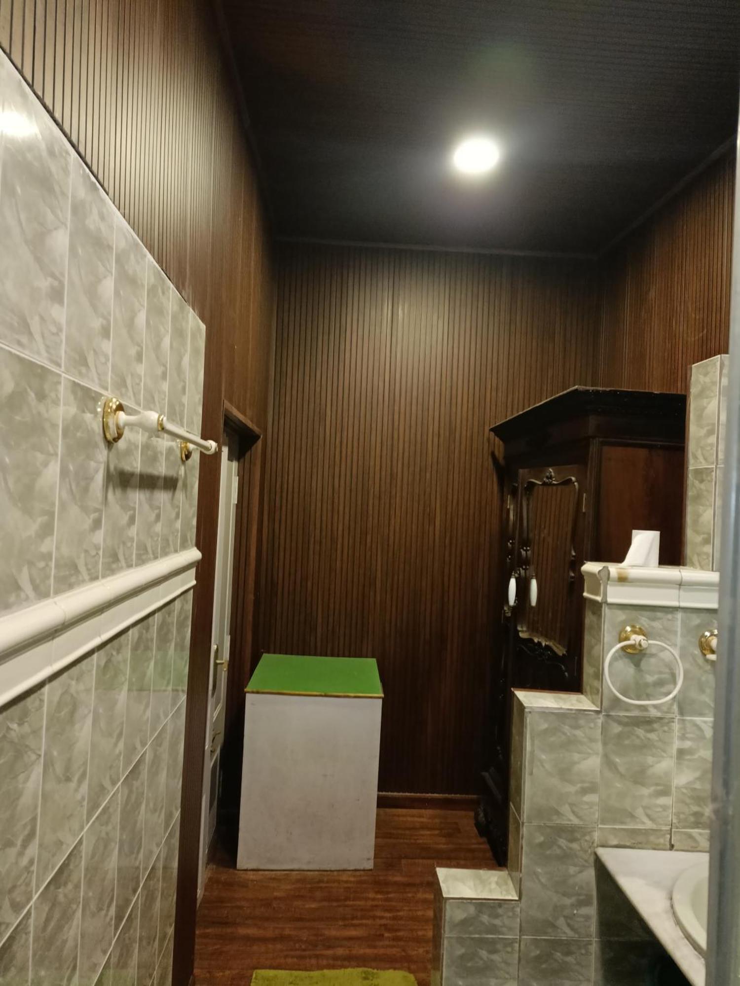 The Red House Bed & Breakfast Ооти Екстериор снимка