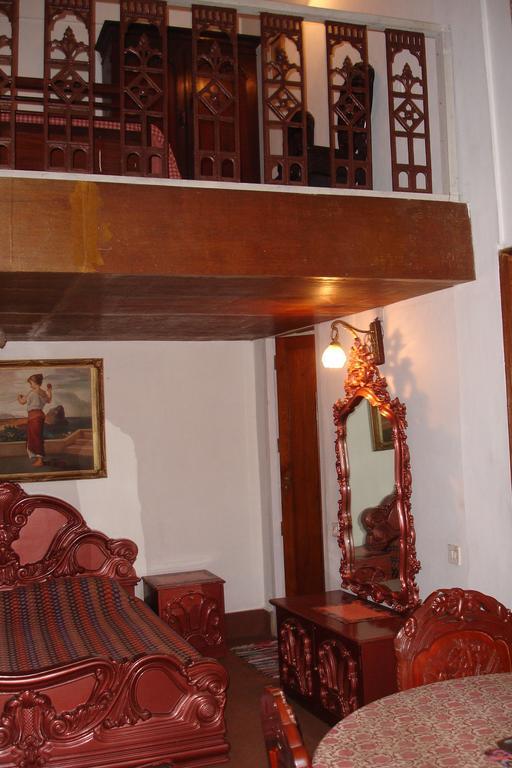 The Red House Bed & Breakfast Ооти Стая снимка