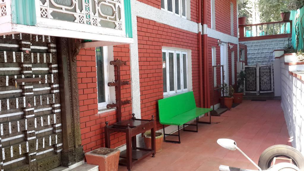The Red House Bed & Breakfast Ооти Стая снимка